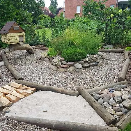 Großes 28 - Sandkiste Appartement *